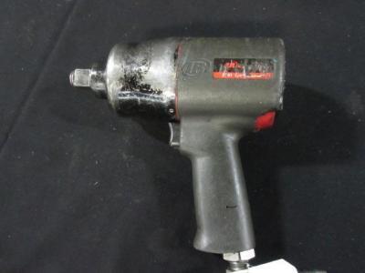 Pneumatic Impact Wrench