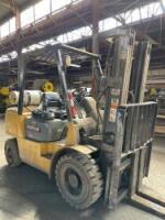 Caterpillar Forklift