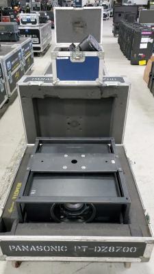 Panasonic PT-DZ8700U HD Projector 10.6K w/Lens