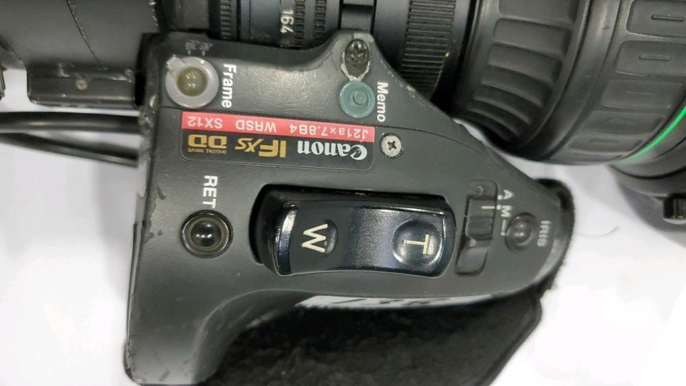 CANON   ★A-1  レア物★ Amazon.com: Vintage Canon AE-1 Program 35 公釐單鏡反光相機