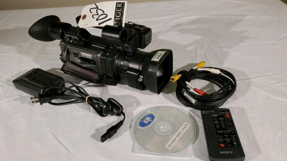 Sony DSR-PD170 Digital Camcorder