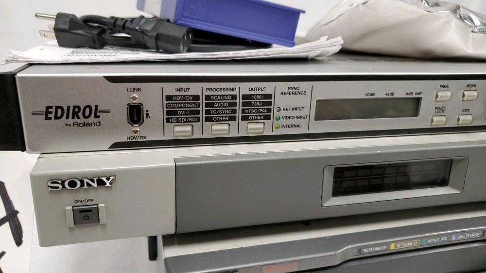 □Roland EDIROL VC-300HD HD-SDI HDV DVI アナログHD対応マルチフォーマットコンバーター□ Edirol ⁄ Roland VC-300HD Bi-Directional Multi-Format VC-300HD