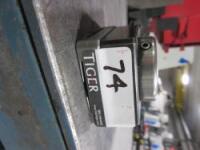 R3 Manual Chuck Adapter
