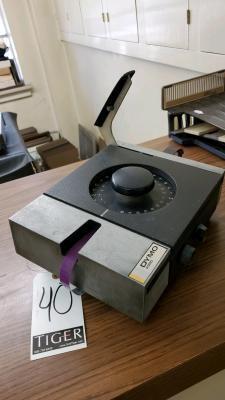 Dymo 2300 Tapewriter