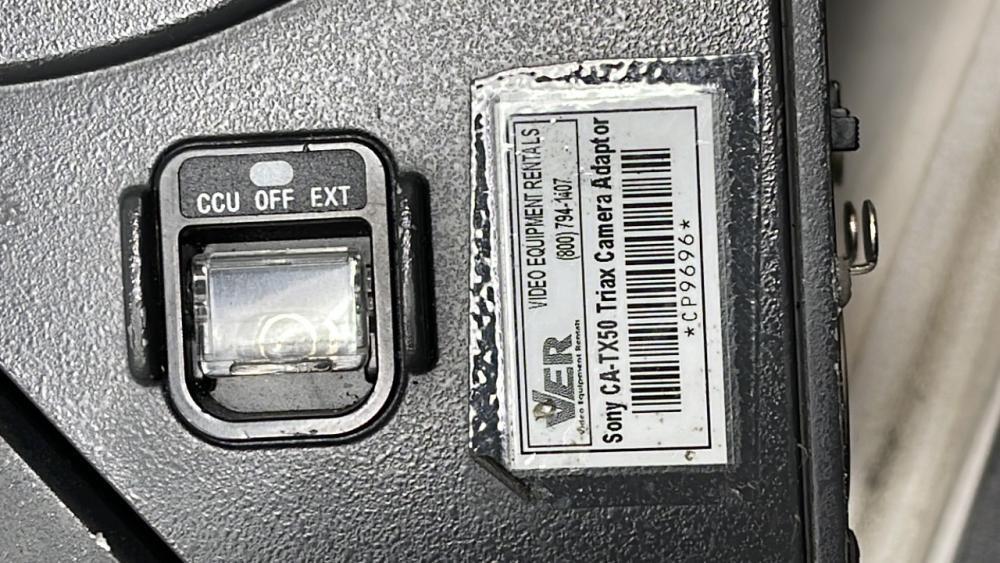 SONY DXC-D50+CA-D50+レンズ　ケース・フネ付 SONY DXC-D50+CA-D50+レンズ ケース・フネ付 SONY DXC-D50+CA-D50+