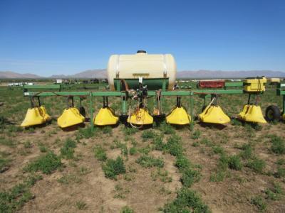 22 foot 6-Row Shielded Sprayer