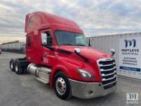 2019 Freightliner PX12664T Cascadia 126 T/A Sleeper Road Tractor