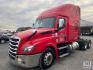 2019 Freightliner PX12664T Cascadia 126 T/A Sleeper Road Tractor - 4