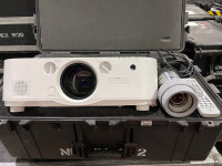 NEC NP-PA622U HD LCD Projector