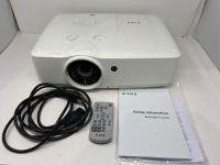 Eiki EK-303U LCD Projector