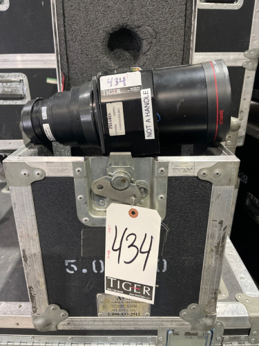 Barco TLD Zoom 5.0-8.0:1 Lens