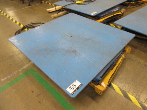 Electric Lift Tables