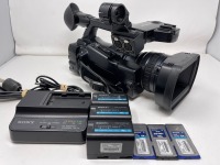 Sony PMW-200 HD422 Camera w/Tripod