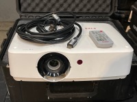 Eiki EK-305U 5.0K Projectors