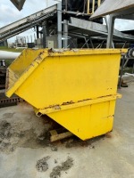 Heavy Duty Dump Bin, 81" x 61" x 62"