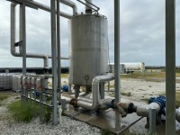 Lot Metasis Chilling Tank w/ Bypass Pump & Cooling Media Line w/ Pumps, (3) Balder Reliance