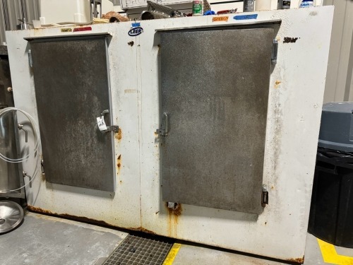 Leer Freezer Ice Chest