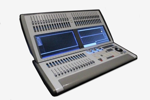 Avolites Sapphire Touch Lighting Control Console w/ ATA Case