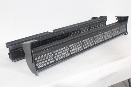 Lot (2) Elation Colour Chorus 48 LED Battens