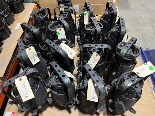 Lot (16) ETC Source Four 750 Watt Ellipsoidal Spotlights