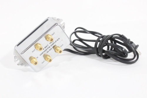 Recoton V312UL 4-way Distribution Amplifier 10dB 50-900Mhz