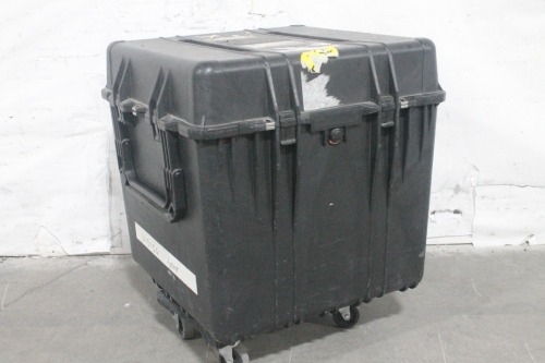Pelican 0370 Protector Cube Case w/ Interior Foam