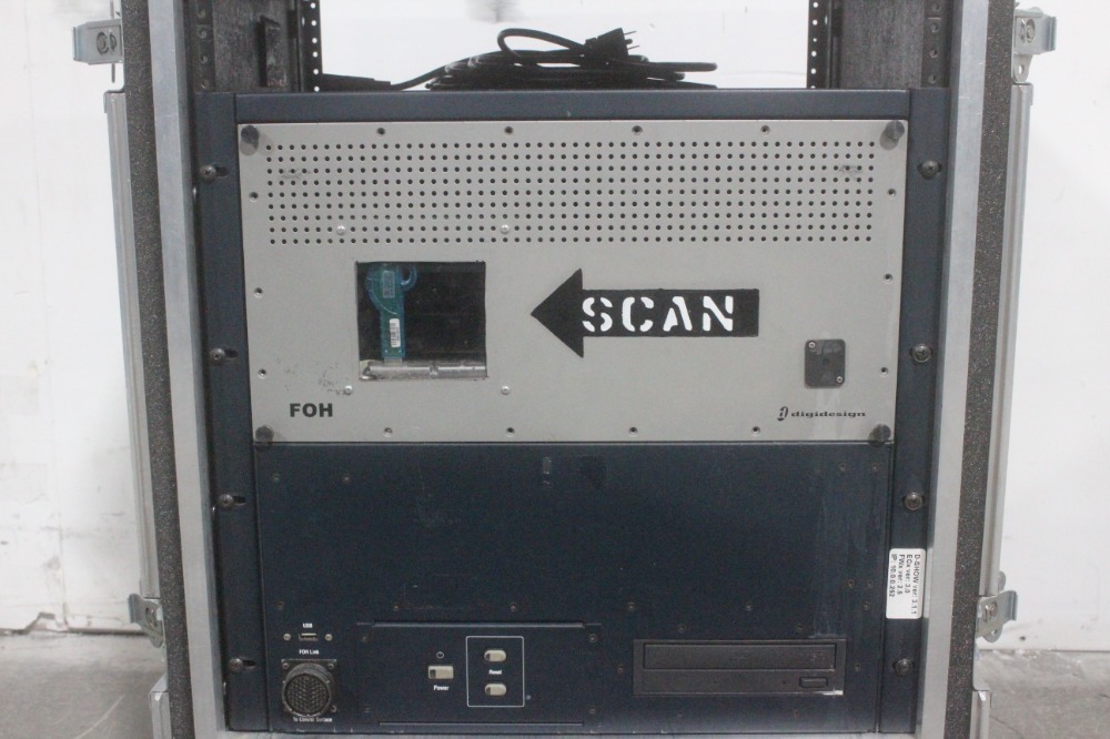 Avid Digidesign D-Show FOH Rack System in 6RU Wheeled Hard Case