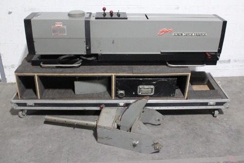 Xenon Super Trouper Follow Spotlight 83070 w/ Wheeled Road Case