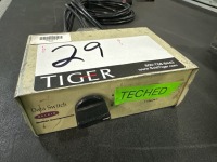 Belkin DMX A/B Switch - 4 Univ