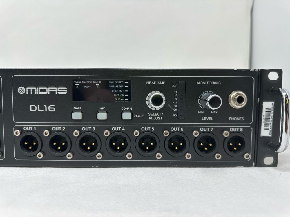 Midas M32 Digital Mixing Console & DL16 Stagebox w/ Cases