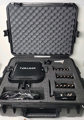 Teradek Bolt 4K MAX 1:3 Bundle w/Array