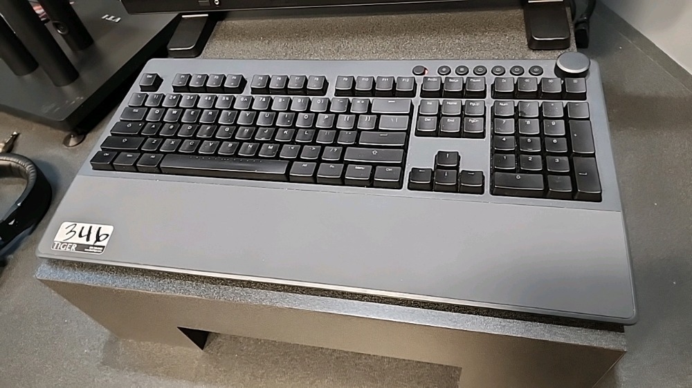 IKBC Table E412 Mechanical Keyboard