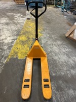 Uline Hydraulic Pallet Truck