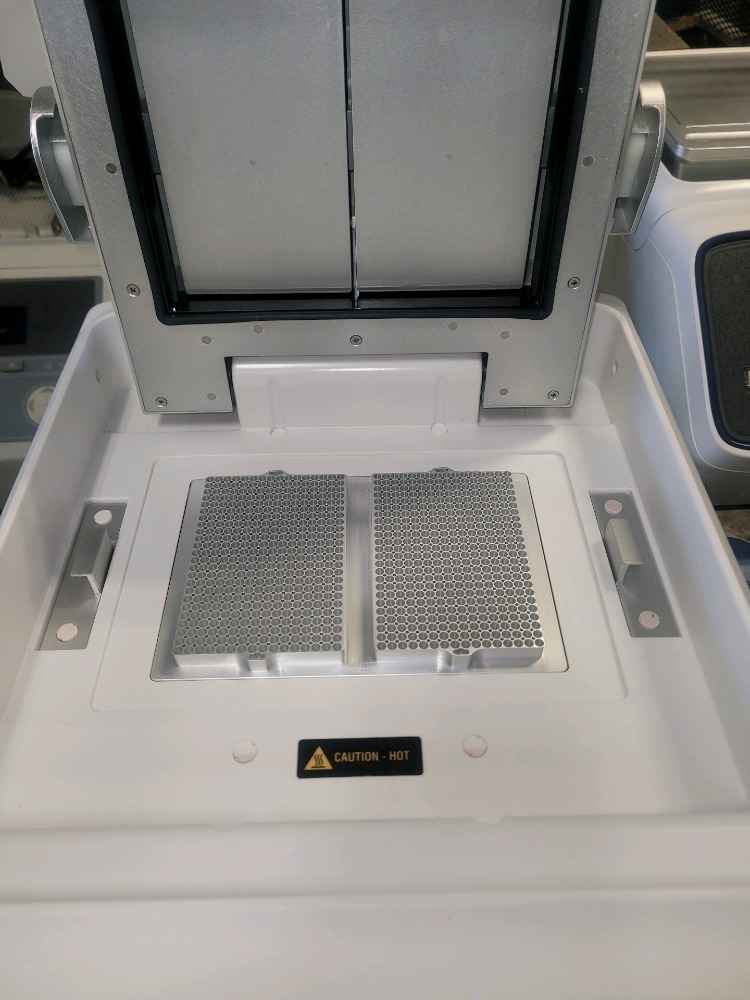 Applied Biosystems ProFlex Base PCR System