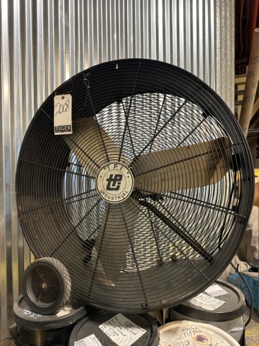 TPI Industrial 36" Drum Fan