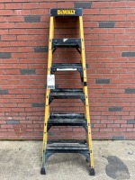 DeWalt 6-Step Ladder