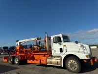 1997 International Crane Truck