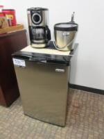 Lot Conference Room Appliances
