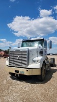 2012 Freightliner Coronado SD Semi Tractor