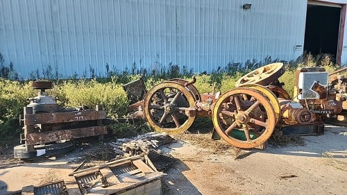 Pump Jack Engines