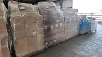 (5) Pallets of Assorted Air and Oil Filters, Donaldson, NAPA Gold, Fleetguard, Baldwin