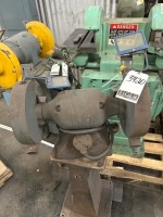 Black & Decker Pedestal 10" Bench Grinder