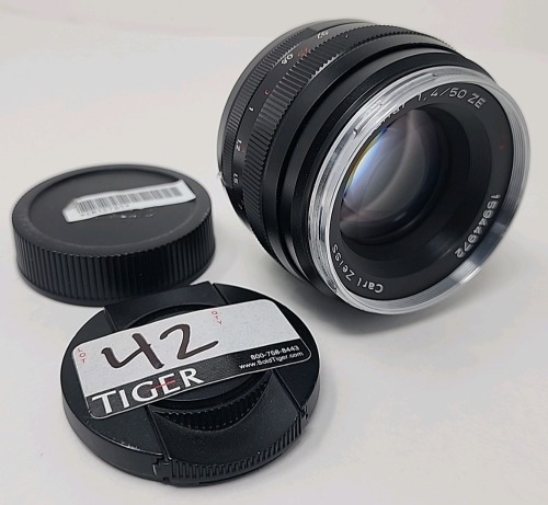 Zeiss 50mm F1.4 ZE Planar T Manual Focus Lens (EF Mount)