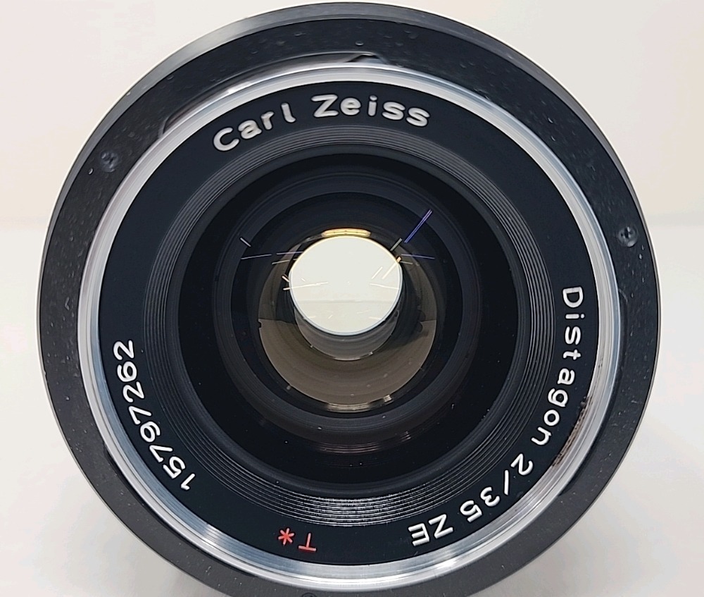 Zeiss Distagon T F2 35mm ZE Lens (EF Mount)