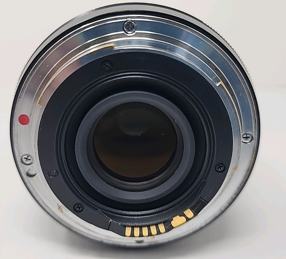 Zeiss Distagon T F2 35mm ZE Lens (EF Mount)