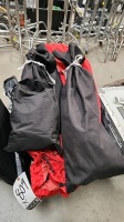 Cloths / Muslims / Net / Tarp