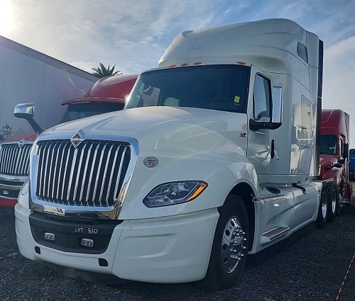 2024 International LT62F Sleeper Truck/Tractor