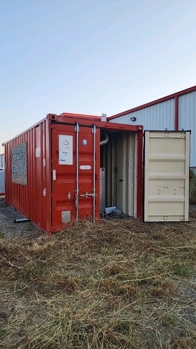 2014 Storage Container w/SS Tank