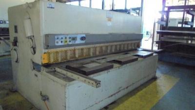 1998 Adira Hydraulic Power Squaring Shear