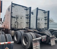 2020 Freightliner Cascadia Sleeper Truck/Tractor